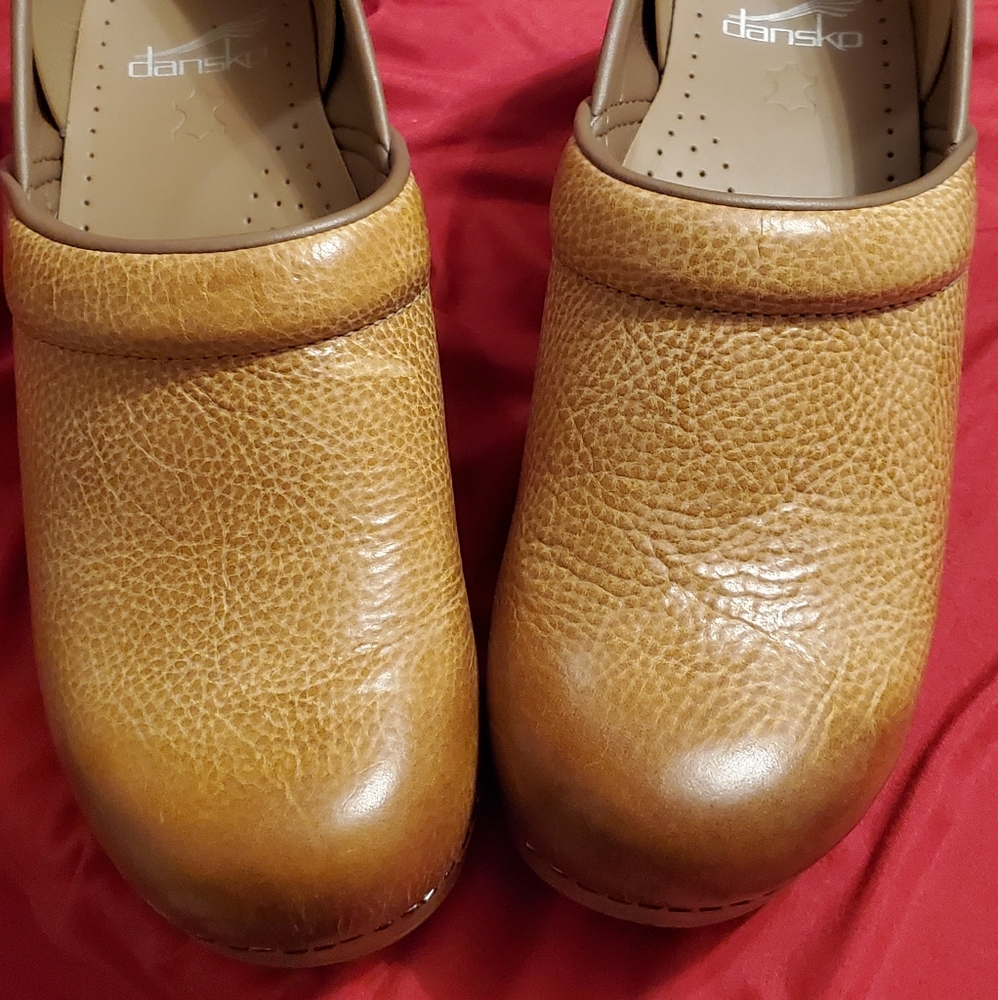 Dansko size 39